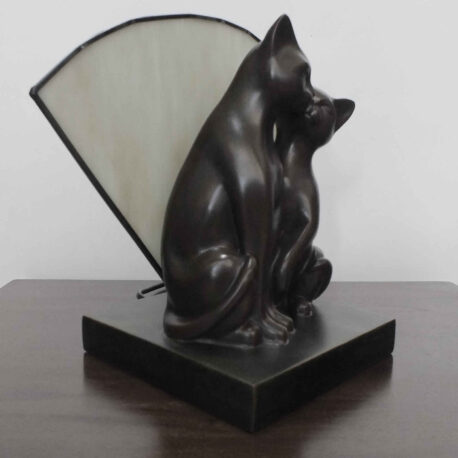 Kissing Cat Lamp